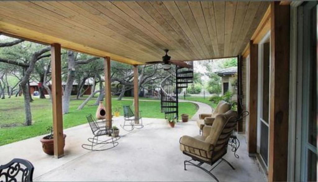 Live Oaks Bed And Breakfast Uvalde Exterior foto